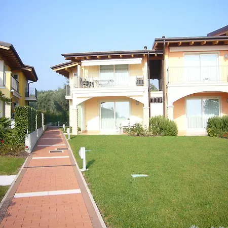 Montecolo Daire Manerba del Garda