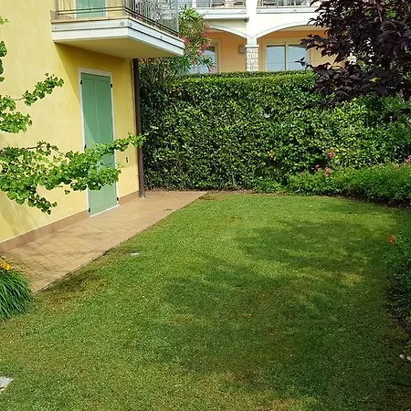 Daire Montecolo Manerba del Garda